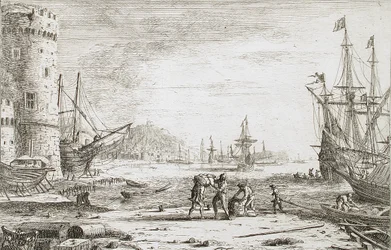 Port avec une grande tour